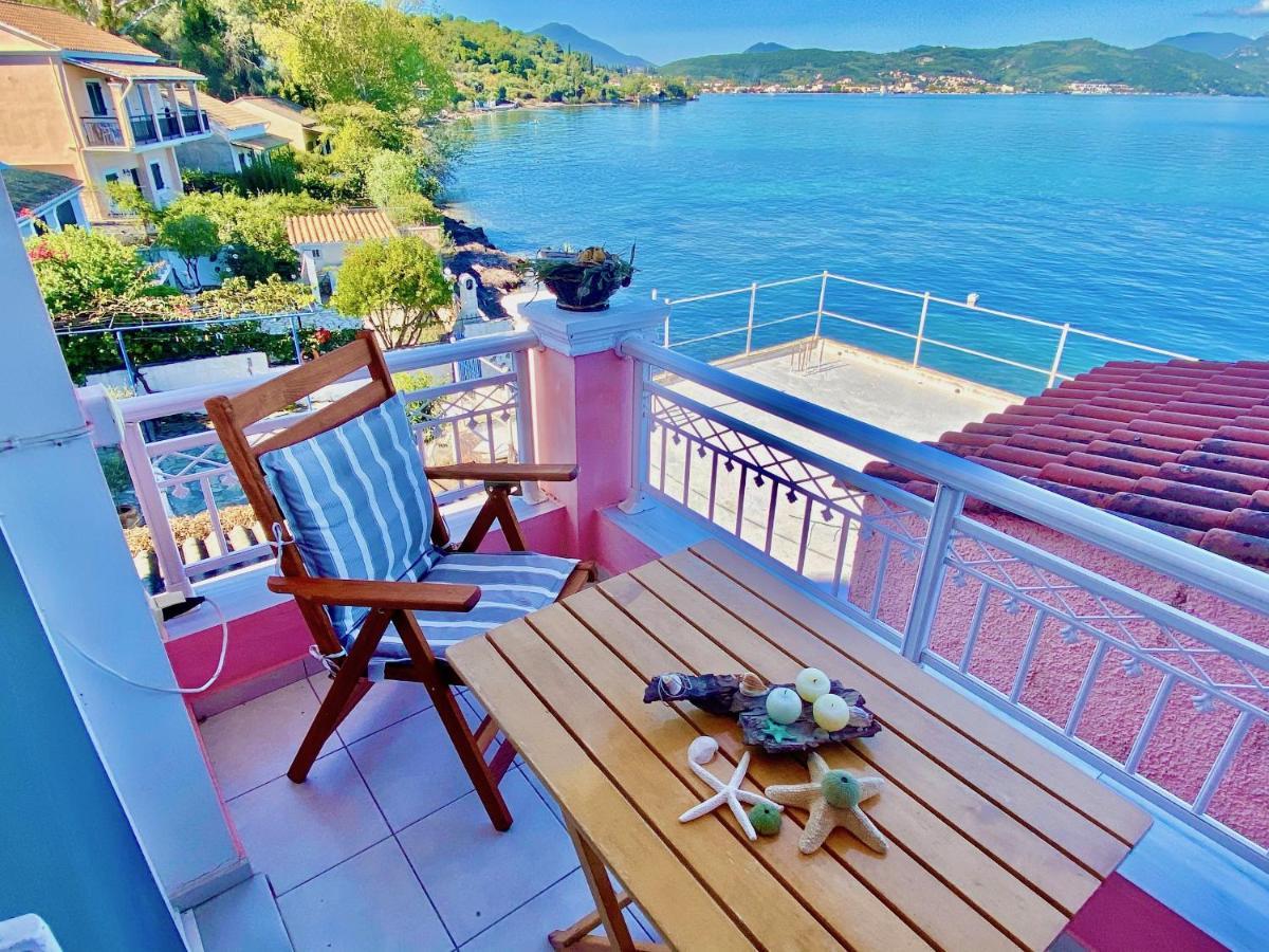 Seafront Villa Ourania Mesongí Exteriör bild